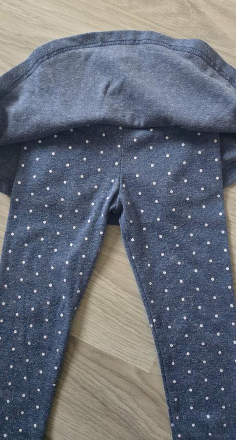 Leginy zo sukňou, 98