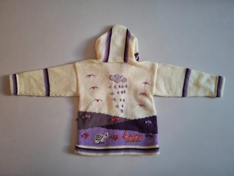 Vlnený sveter peru, 104