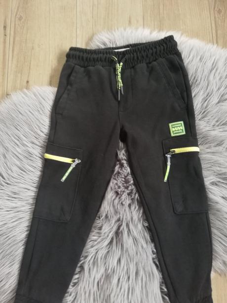 Teplaky, reserved,110