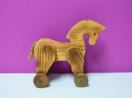 Drevený koník kôň, 
