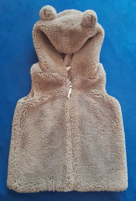 Huňatá vesta s uškami, h&m,92