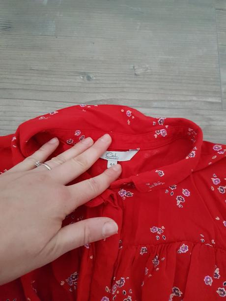 Cervena kvetinkova bluzka, clockhouse,l