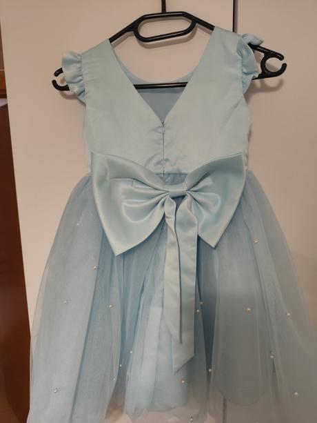 Dievčenské šaty, 122