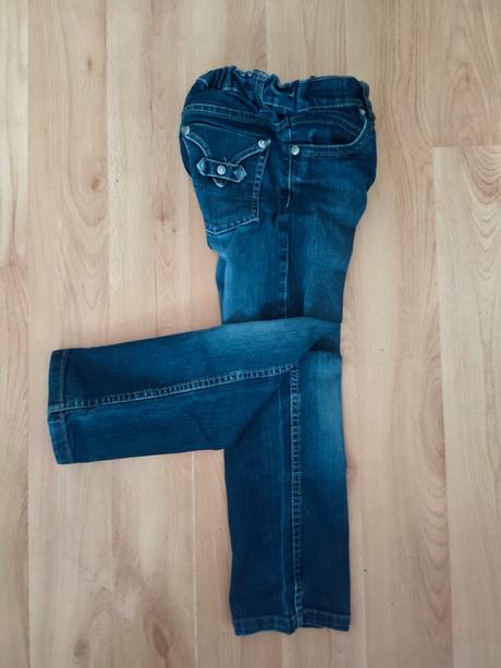 Dievčenské rifle, palomino,110