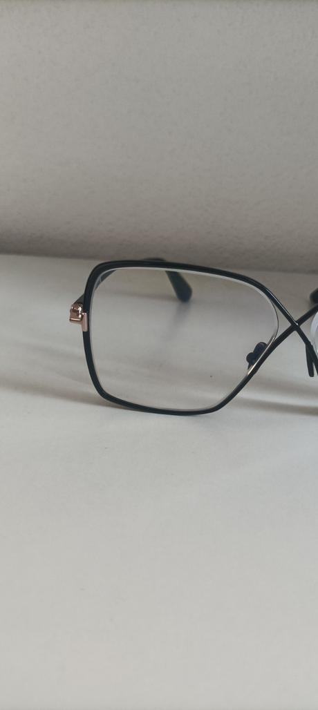 Dioptricke okuliare, tom ford