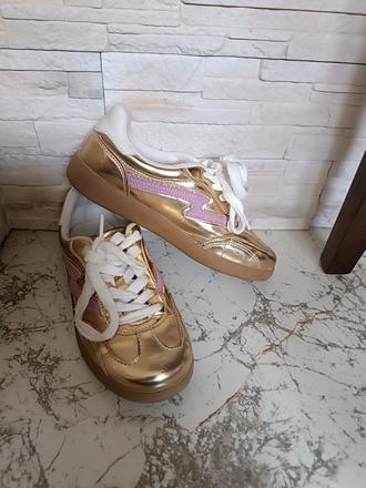 Tenisky, steve madden,33