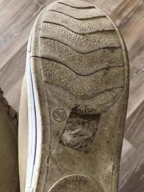 Topánky /tenisky darujem len k nákupu, 39