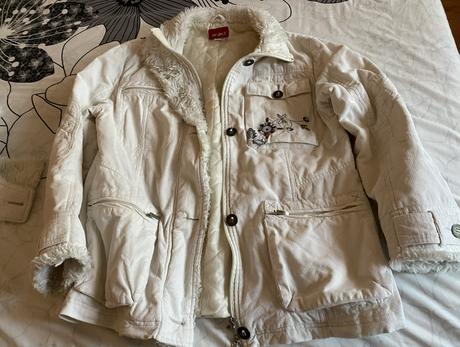 Bunda s kapuckou a aplikáciami rejekt v. m/l, m