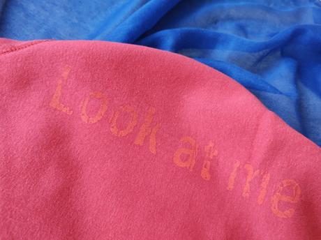 Červená mikina s vreckami, m