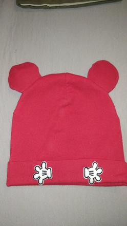 Červená čiapka s uškami, 92