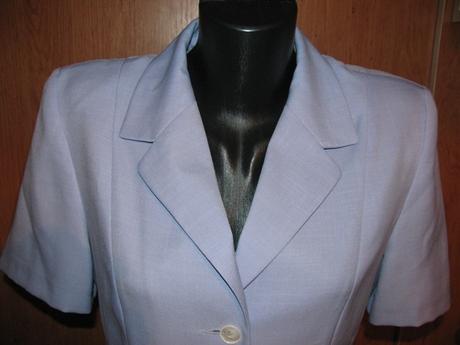 Kostým trojkombinácia, 38