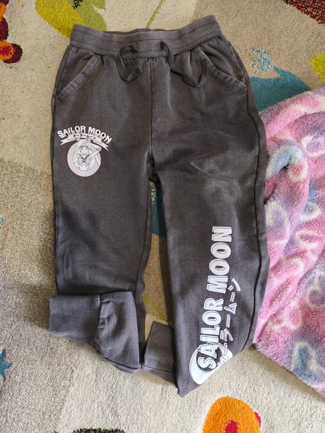 Tepláky pre dievčatko, reserved,140