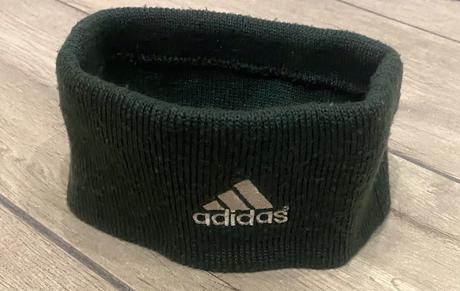 Adidas čelenka, adidas