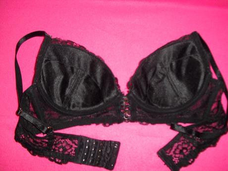 Korzetova braletka krajkovana, 75c