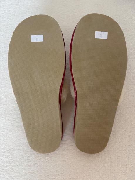 Nové vlnené papučky, 38