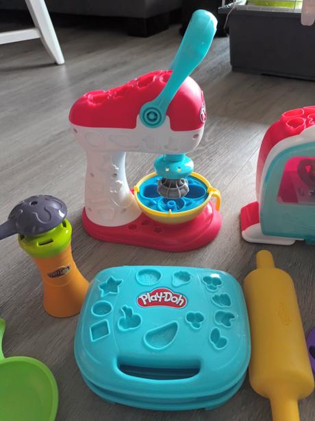 Sada hračiek na plastelínu play-doh, 