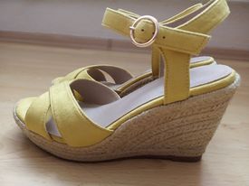 Dámske sandálky, 36