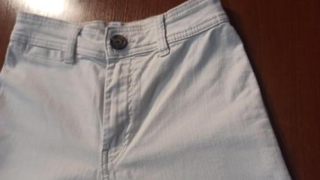 Rifle moderné, maslové, málo nosené, 34