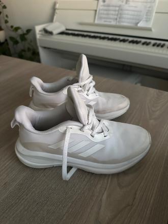 Adidas tenisky, adidas,35