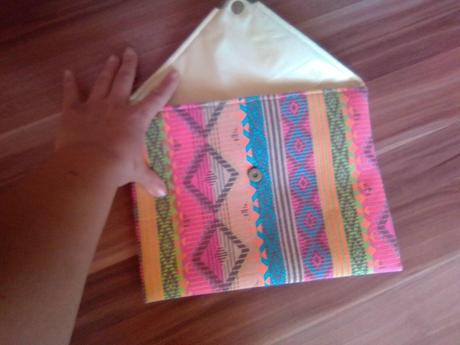 Listová farebná kabelka /cena s poštovným,