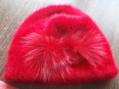 Čiapky a šál, 110