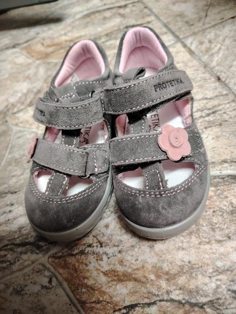 Sandale, protetika,24