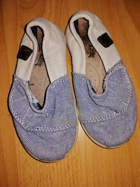 Bledomodré plátenky, next,23