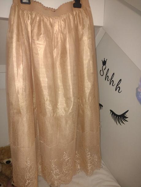 Čipkovaná sukňa s/m, new look,s