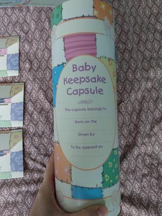 Časová kapsula pre uchovanie spomienok bábätka,