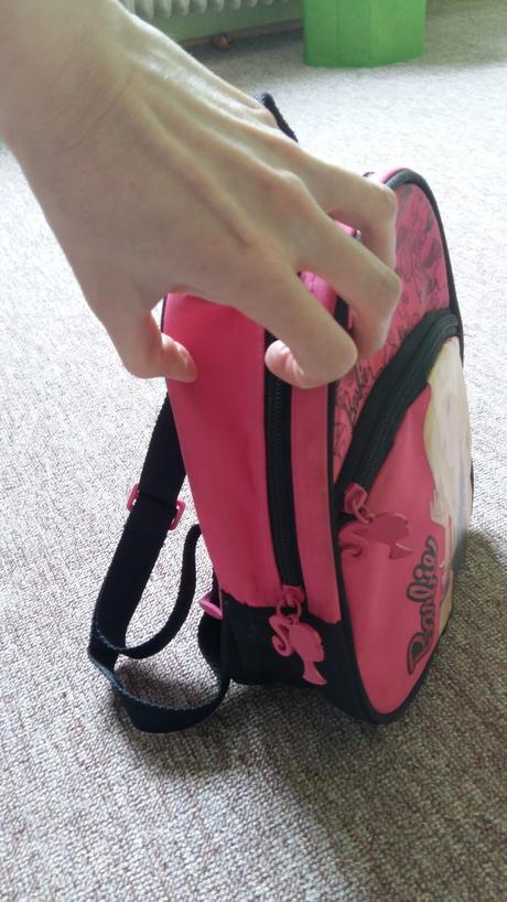 Krasny barbie ruksacik, 