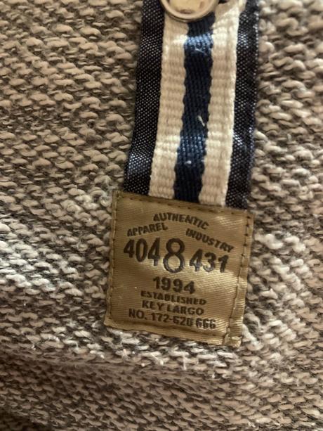 Sveter m, authentic,m