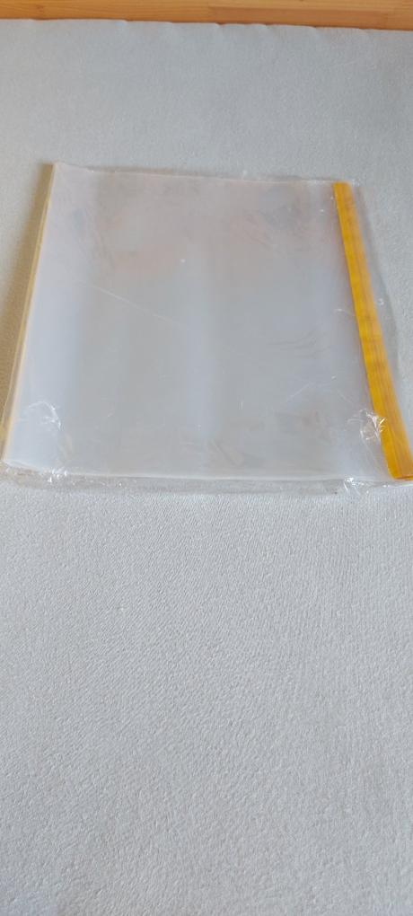 Obaly na knihy a zošity,