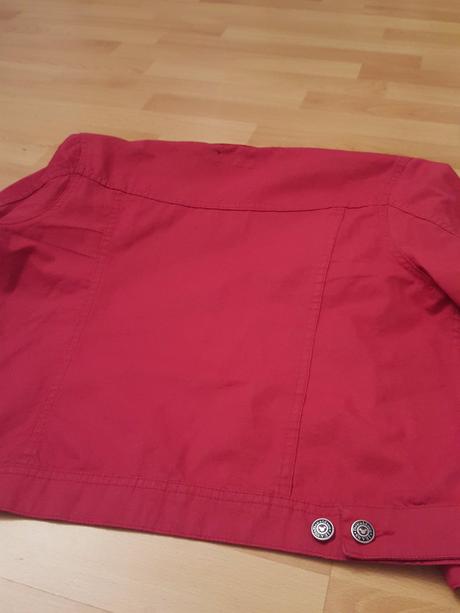 Cervena prechodna bundicka , disney,m