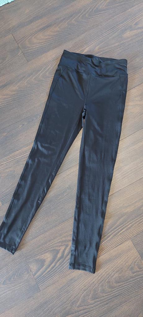 Legíny na cvičenie, 40