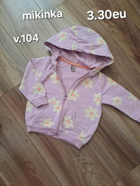 Mikina, 104