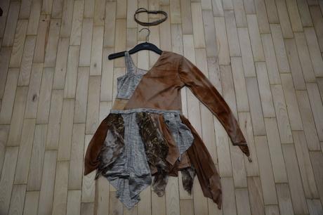 Baletný kostým, 158