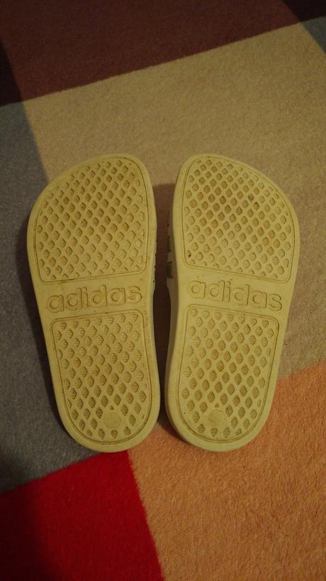 Šľapky, adidas,32