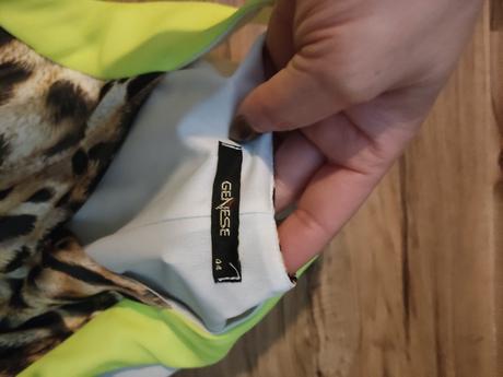 Šaty tigrovane, 170