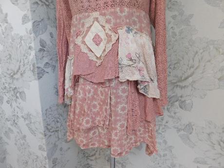 Kvalitne velmi pekne šaty, 40