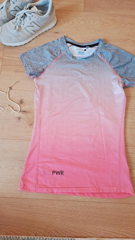 Športové tričko, 152