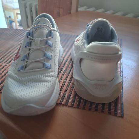 Nike tenisky, nike,33