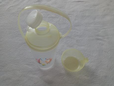 Fľaše na vodu s hrnčekom, 