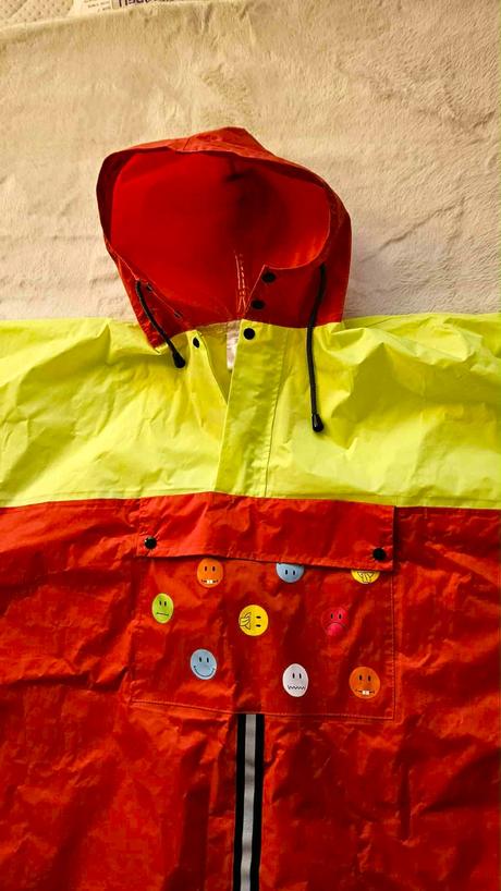 Detský pršiplášť / pončo s kapucňou, zn. chilli,