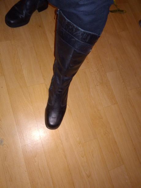 Cierne vysoke cizmy vel. 40 zateplene, 40