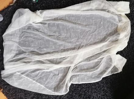 .darujem záclona...,