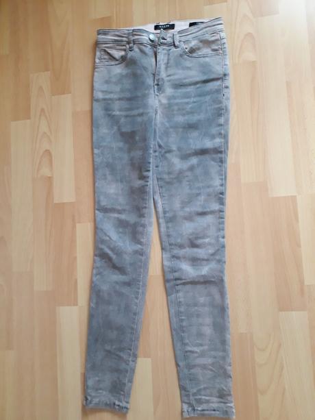 Damske rifle zn. guess, guess,s