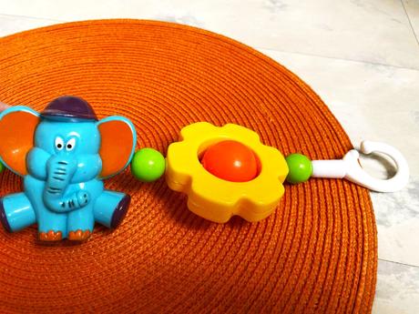 Hrkálky na kočík,