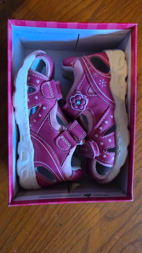 Predam sandalky 24, cupcake,24