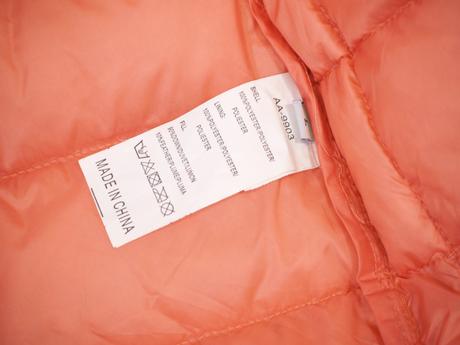 Kvalitná pierková bunda, s