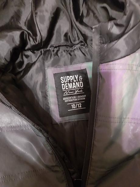 Bunda metalicka, 140